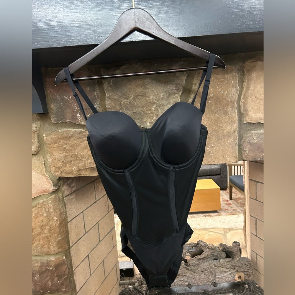 Maidenform macys forms your body to look its best 40 C-try it you might like it